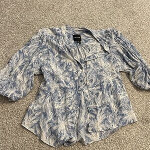 3/4 sleeve button down shirt